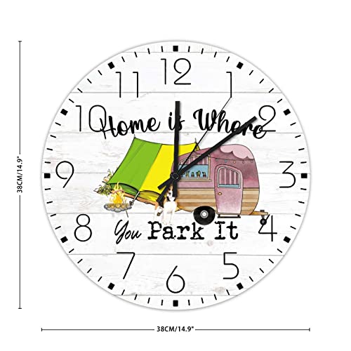 Horloge murale arabe au-dessus de la table design aventure - 3