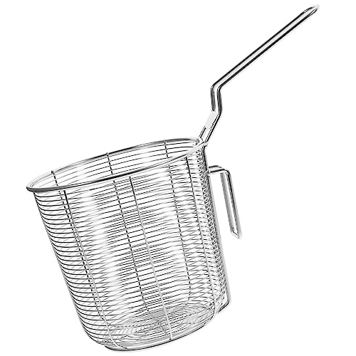 Yardwe Stainless Steel Mesh Basket for Cooking Pasta and Noodles Kitchen Fine Mesh Strainer with Hook 9.4 Inch Square Colander for Hot Pot Dumplings Frying and Filtering