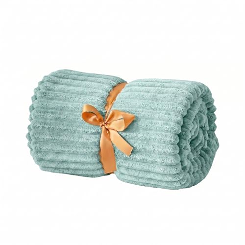 Image of Cotton Bolls Textiles Super-Soft Mid Winter Fleece Double Blanket Cozy Heaven Deluxe Fleece Blanket Ultra-Soft Fluffy & Warm, 90 X 90 Inches (Pencil Green)