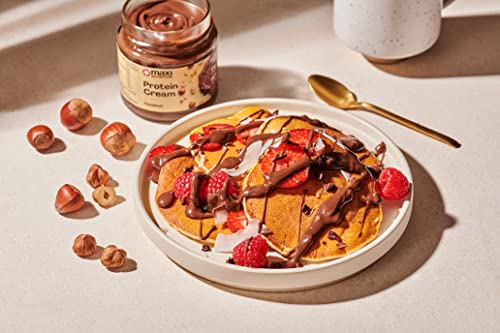 MaxiNutrition Protein Cream Haselnuss-Nougat 200g im Glas, Schokoladenaufstrich mit 21% Protein- und 24% Haselnussanteil, mit nur 7,7 Gramm Zucker (80% weniger als herkömmliche Streichcremes)