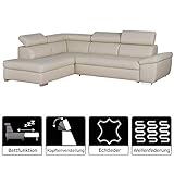 Lieferumfang: Cavadore 5017 - Ecksofa Cattwolk, davorstehend: Ottomane links, 3-Sitzer Sofa rechts mit Bett (Drell in hell)/ Inkl. 3x Kopfteilverstellung, Ecke fest / Füße: Metall verchromt