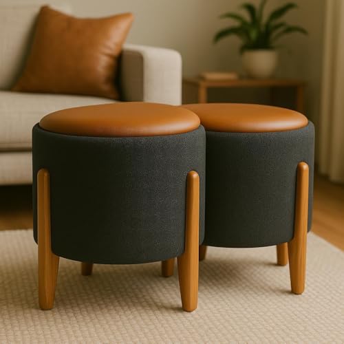 Kit 2 Puff Banquetas Redondo Banco Pufe Assento Macio em Courino Tecido Boucle Decorativo para Sala Escritório Apartamento Soft Lux com Pés em Madeira (Cinza/Caramelo)