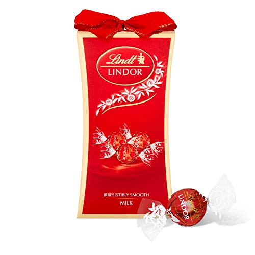 Lindt Lindor Milk Chocolate Bow Gift Box | 75 g | Contains Milk Chocolate Truffles with a smooth melting filling