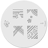 Une fois le vernis sur le motif, l'application doit se faire rapidement : racler, tamponner puis transférer. Finir avec le Top Coat Konad !