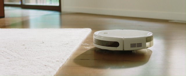 Bissell SpinWave Hard Floor Expert Wet and Dry Robot Vacuum, 3115