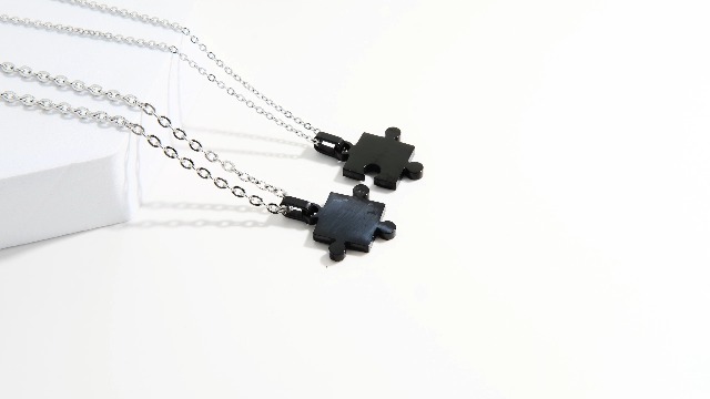 Collana Coppia Cuore Puzzle - In Acciaio Inox Con Zirconi, Regalo Per San Valentino O Anniversario - Foto 5