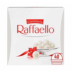 Ferrero Raffaello Pralines, Coconut and Almond Christmas Gift Box, Coconut Speciality with Coconut Filling and a Whole…
