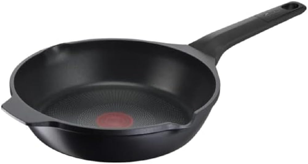 Lagostina Aroma Non-Stick Frying Pan, Die-cast Aluminum Frying Pan Ø 24 cm, Induction Frying Pan, Gas and Oven with Thermo-Signal Cooking Indicator and Titanium Coating to Keep Heat