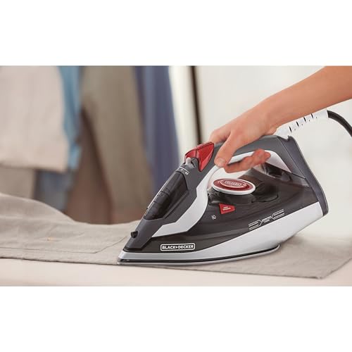 Black Decker Ferro de Passar Roupa com Vaporizador, Desligue Automático, Vermelho, Modelo FX3900, 11