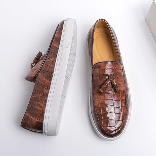Image of Men's Pattern Leather Platform Slip On Tassel Loafers Comfortable Round Toe Low Top Non-Slip Casual Dress Shoes Flat Penny Loafer for Dating Business Party