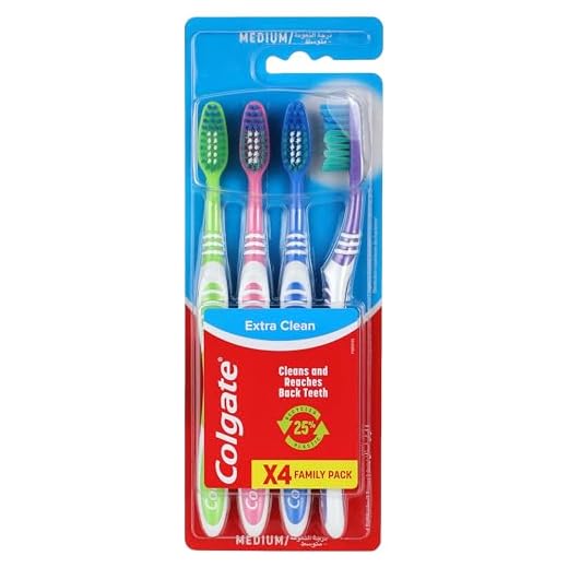Colgate Extra Clean Cepillo de Dientes, Medio, 4 Unidades
