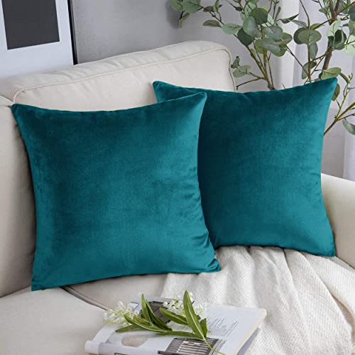 Yorkshire Bedding Cushion Covers 45 x 45 (Pack of 2), Velvet Square Throw Pillow Cases