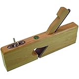 Aus Rotbuche, lackiert mit Handschutz