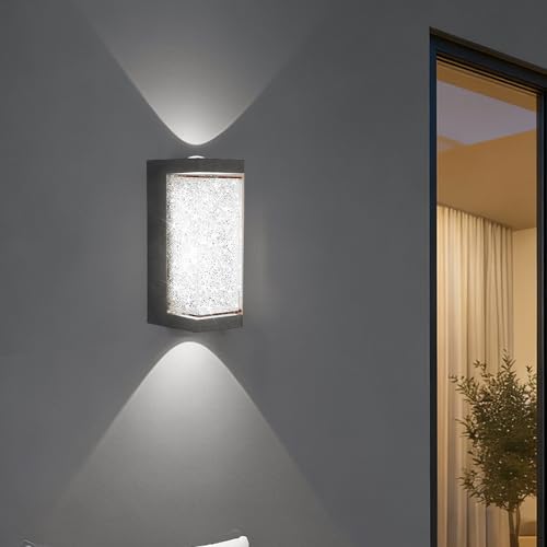 Apliques de pared exterior LED IP65 impermeables para evitar averias por lluvia en pasillos