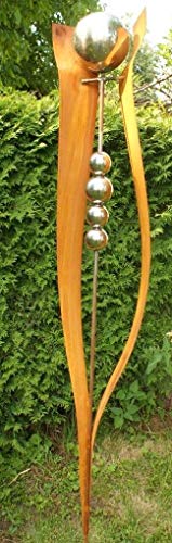 Gartendekoshop24 – Gartendeko Metall Gartenstab, Skulptur „Lilia“, 200 cm, mit 5 Edelstahlkugeln, Outdoor. Handgefertigter, stilvoller Roststecker aus Edelrost, für draußen – Geschenkidee.