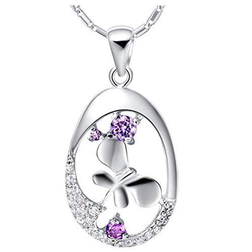 Collier argent 925 pendentif diamant, le bijou idéal du quotidien au bureau