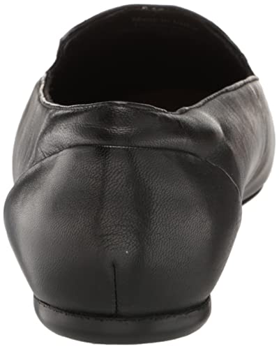 Image of SoftWalk Women's Shelby Loafer Flat Black