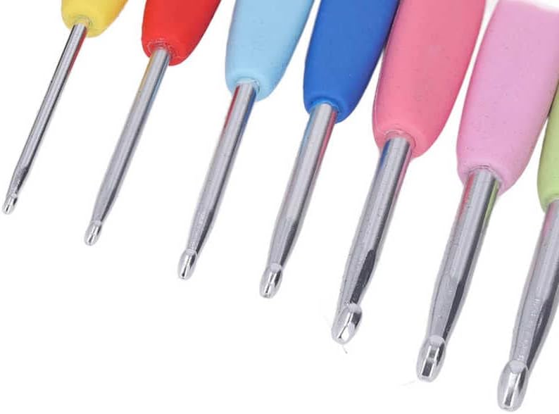 Crochet Needle Crochet Hook Set Comfortable Grip for Kids for Mother for Grandma