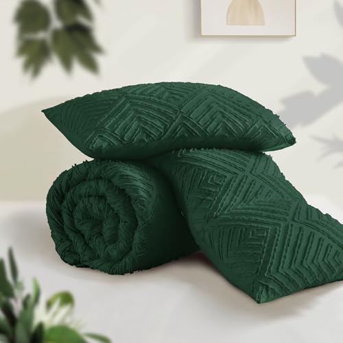 Image of Andency Dark Emerald Green Oversized King Comforter 128''x120'', 3 Pieces Soft Boho Bedding Set & Collections, All Season Farmhouse Tufted Fluffy Bed Set (1 Comforter, 2 Pillowcases)