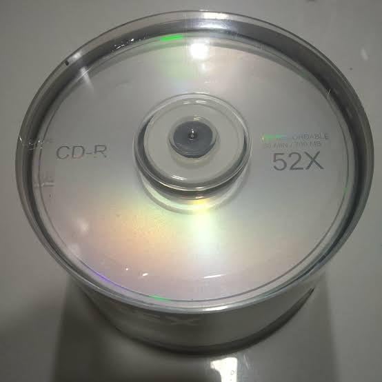 Blank CD-R, Archival Series, RECORDABLE Spindle Box 52X 700 MB 80 Minutes (Pack of 50) - Image 2