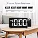OQIMAX Wecker mit Projektion, 7,4 LED Wecker Digital 180° Projektor mit 3 Stufige Helligkeit & Einstellbare Brennweite, 5 Helligkeit & 3 Lautstärke Alarm Projektionswecker mit 12/24 Std, DST, Snooze