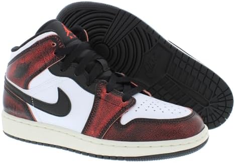 Nike Kids Air Jordan 1 Retro High OG GS Basketball Shoe Review | Image 1