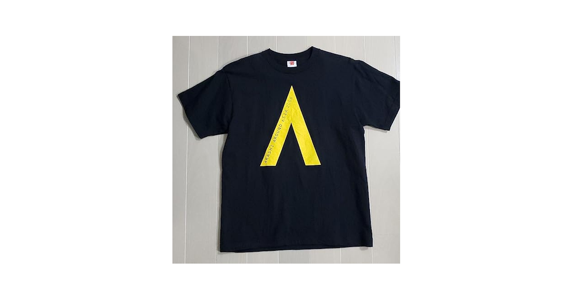ミーちゃん　嵐　AROUND ASIA2008　スタッフTシャツ ミーちゃん 嵐 AROUND ASIA2008 スタッフTシャツ Amazon.co.jp