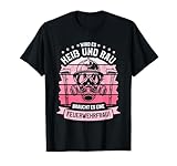 Feiern Sie die Heldinnen im Feuerwehrdienst mit diesem speziellen Design. Eine tolle Möglichkeit, Ihre Unterstützung und Bewunderung für die weiblichen Kameradinnen gegen das Feuer zu zeigen.