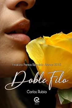 Paperback Doble Filo: Finalista Premio Reinaldo Arenas 2018 (Spanish Edition) [Spanish] Book