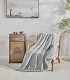 gilet polaire homme gris Polyvalent et fonctionnel : disponible en plusieurs tailles (130 x 160 cm, 160 x 220 cm et 220 x 240 cm), parfait comme couverture de canapé, de fauteuil ou de lit.