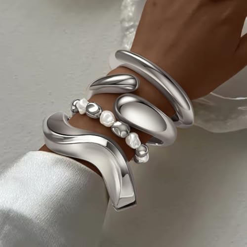 MOZAKA 4PCS Chunky Gold Bangle Bracelets for Women Trendy Wide Wrist Cuff Bracelets Stack Statement Bangle Fashion Jewelry Gift2