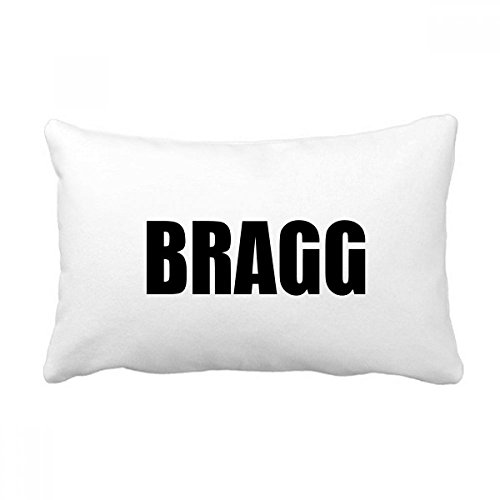 Coussin Ville Bragg tchèque contre le mal de dos sur le canapé du salon