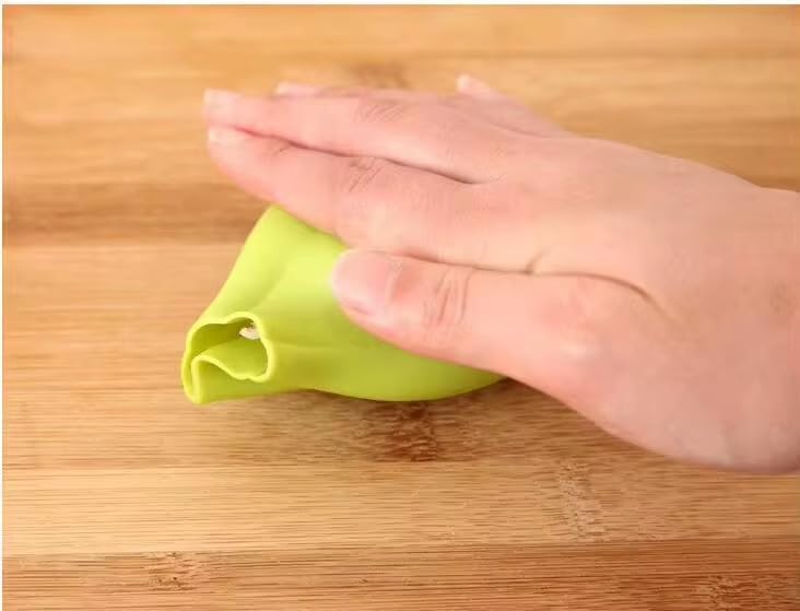 Silicone Garlic Peeler, Lime Green Kitchen Tool, Easy Roll Hand Peeling Tube for Fresh Peeled Cloves