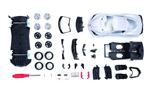 Image of Maisto 1:24 Assembly Line 2020 Chevrolet Corvette Stingray Coupe, White