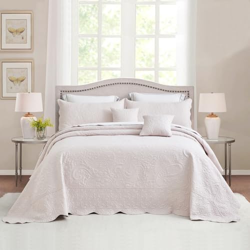 Image of Oversized King Bedspread, Embossed Paisley Quilt Set King /Cal King, Lightweight Reversible Coverlet, Scalloped Edge - Soft Fresh Look, 5 Piece, Gray Lilac