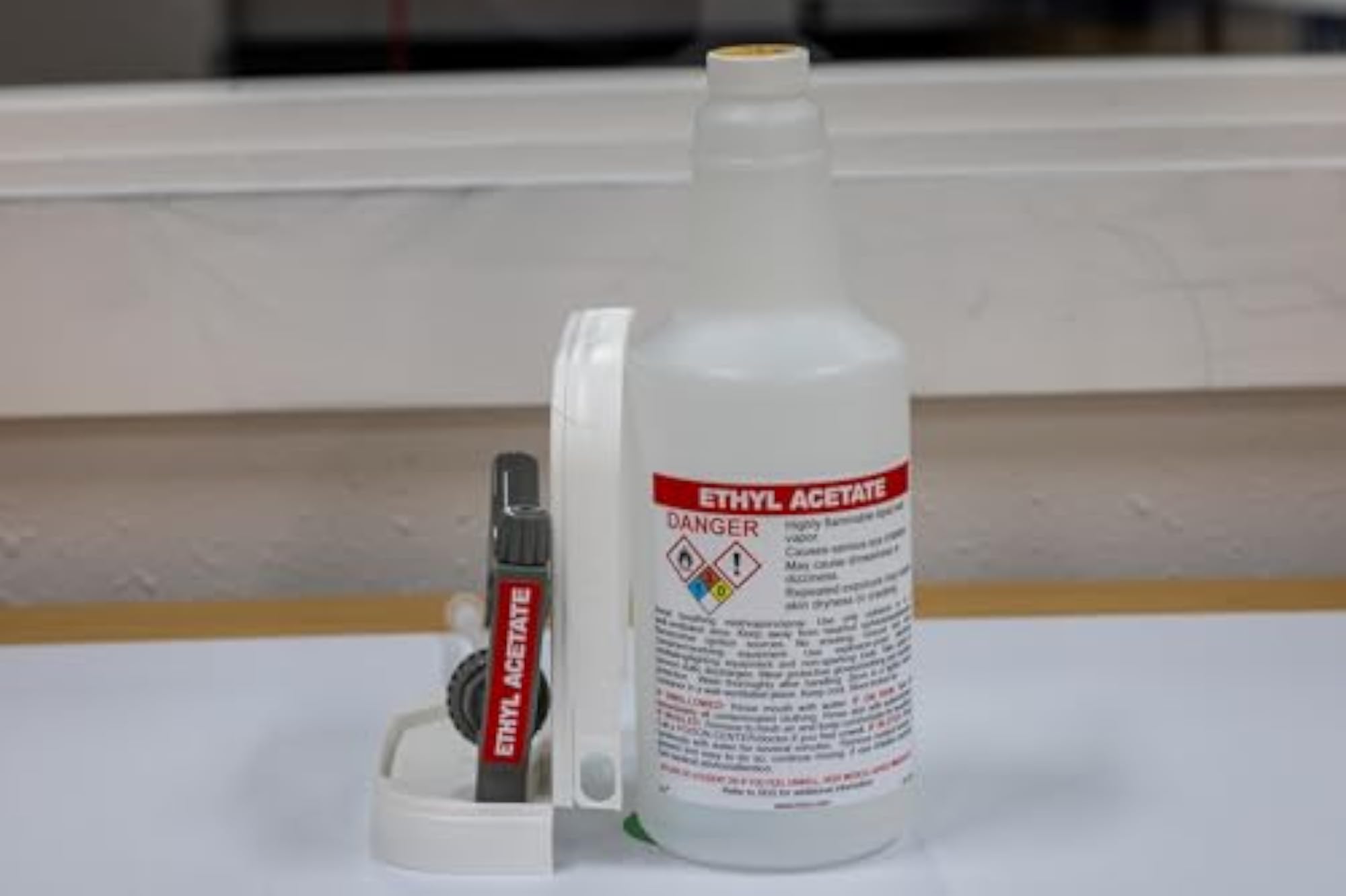 Pre-Labeled GHS Spray Bottles - Pack of 5-16oz