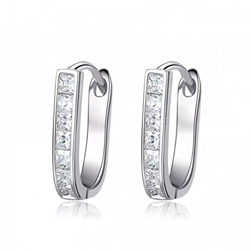 Boucles d'oreilles Chance en zircon blanc pour sublimer le quotidien des femmes