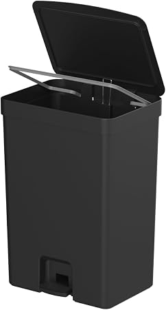 Ou Lixeira com Pedal 50L Preto Linha Trium