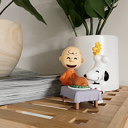 Youtooz Charlie & Snoopy Thanksgiving 3.7\" Inch Figure, Collectible Charlie Brown & Snoopy Thanksgiving Figure by Youtooz Peanuts Collection - Thumbnail 7