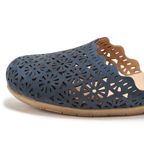 Image of Earth Women's Bronnie Flat Sandals