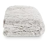 felldecke grau xxl IDEAL FÜR FROSTBEULEN - die zweilagige Wohndecke ist die perfekte Wahl für alle, die nie wieder kalte Füße haben möchten. Die untere Schicht besteht aus einem weichen und flauschigen Nicki Material, das für ein angenehmes Gefühl auf der Haut sorgt und die obere Schicht aus Kunstfell.