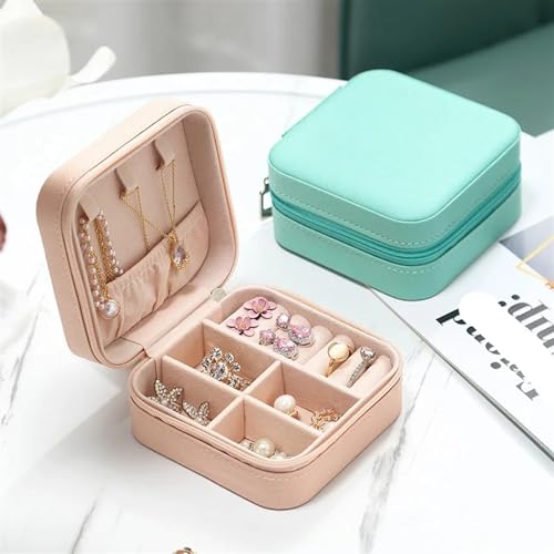 Boîte à bijoux de voyage noire au design épuré et compact