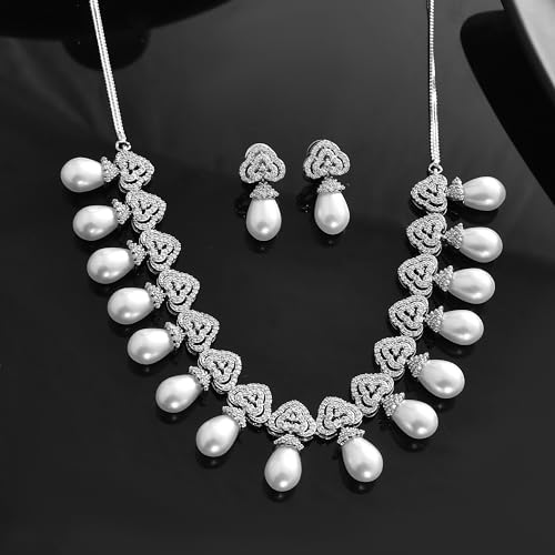 Taj Fiza Necklace Set, Elegant Craftsmanship