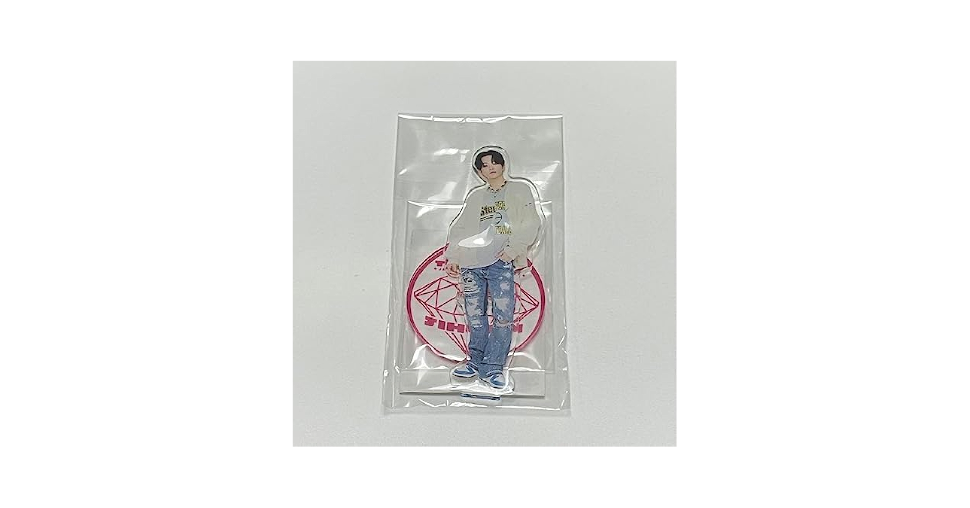 Amazon.co.jp: treasure ジフン HELLO ツアー アクスタ : おもちゃ