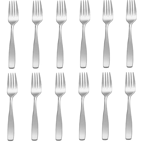Is the salad fork big or small