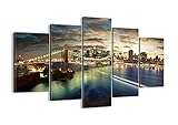 BILDER LEINWAND. BILDTHEMA: STÄDTE, BRÜCKEN. Größe: 150x100 cm. Das Bild besteht aus 5 Elemente. Sorgfältig angefertigter Druck haben lebendige Farben. Die Seiten des Bildes werden ebenfalls gedruckt. Ästhetische Grafiken wird ein großes dekoratives Element in Ihrer Hause sein.