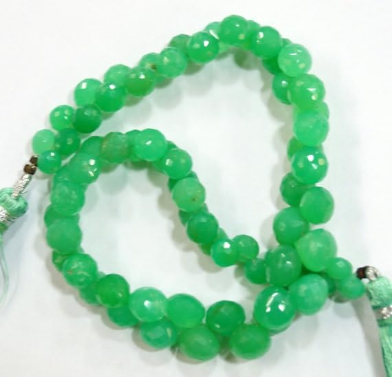 Chrysoprase d'Australie naturelle en perles oignons facettées de 4-7mm