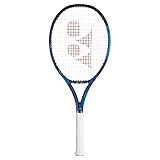 La raqueta de tenis Yonex EZONE 105 azul profundo es para jugadores que buscan un marco de gran tamaño con potencia y comodidad.