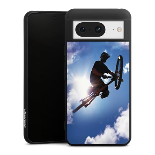 Coque Google Pixel 8 silicone souple DeinDesign étui antichoc motif vélo VTT ciel bleu