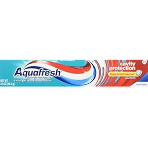 Aquafresh Cavity Protection Fluoride Toothpaste, Cool Mint 3 oz (Pack of 12)